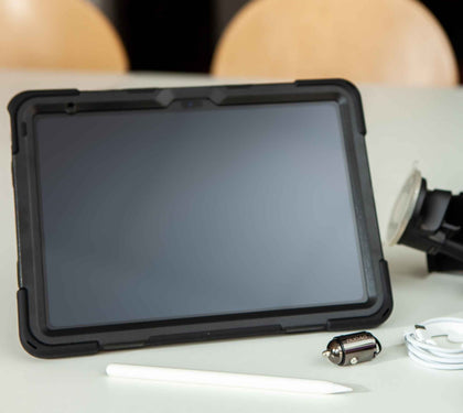 Tablet statt Papier? So reagieren Kunden auf digitale Dokumentation im Handwerk - Skalice GmbH